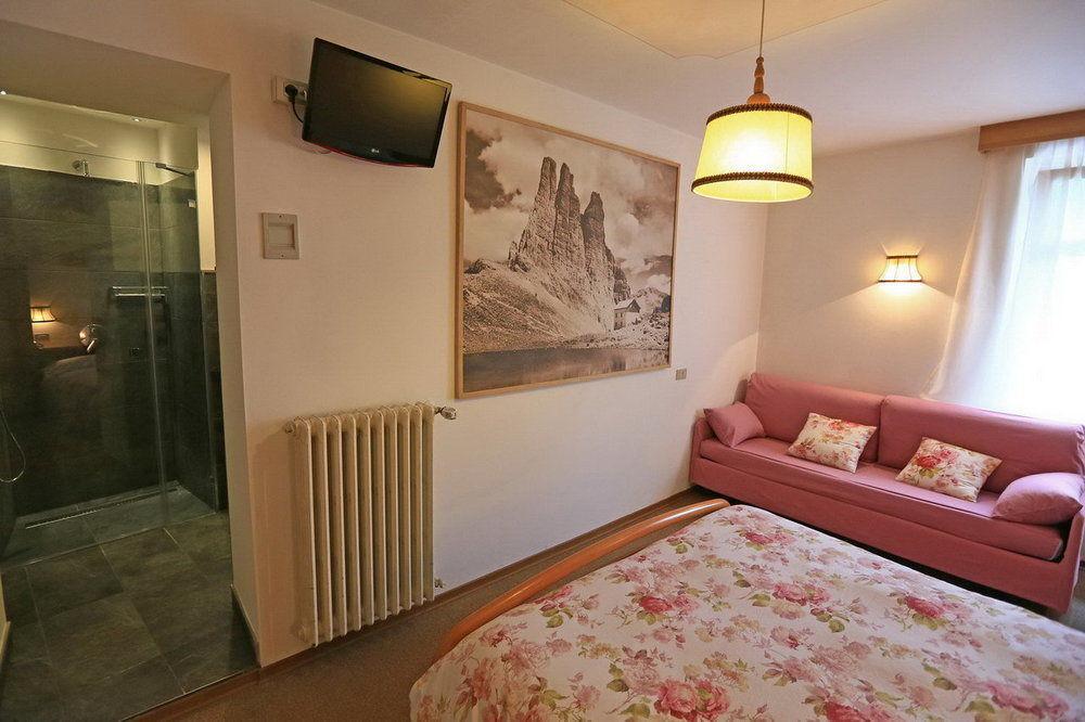 Hotel San Giovanni Vigo di Fassa Exterior foto